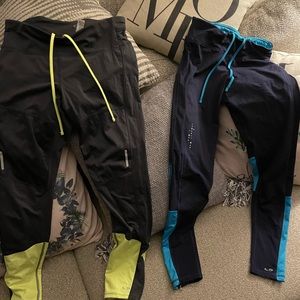 2 pair of like new athletic leggings